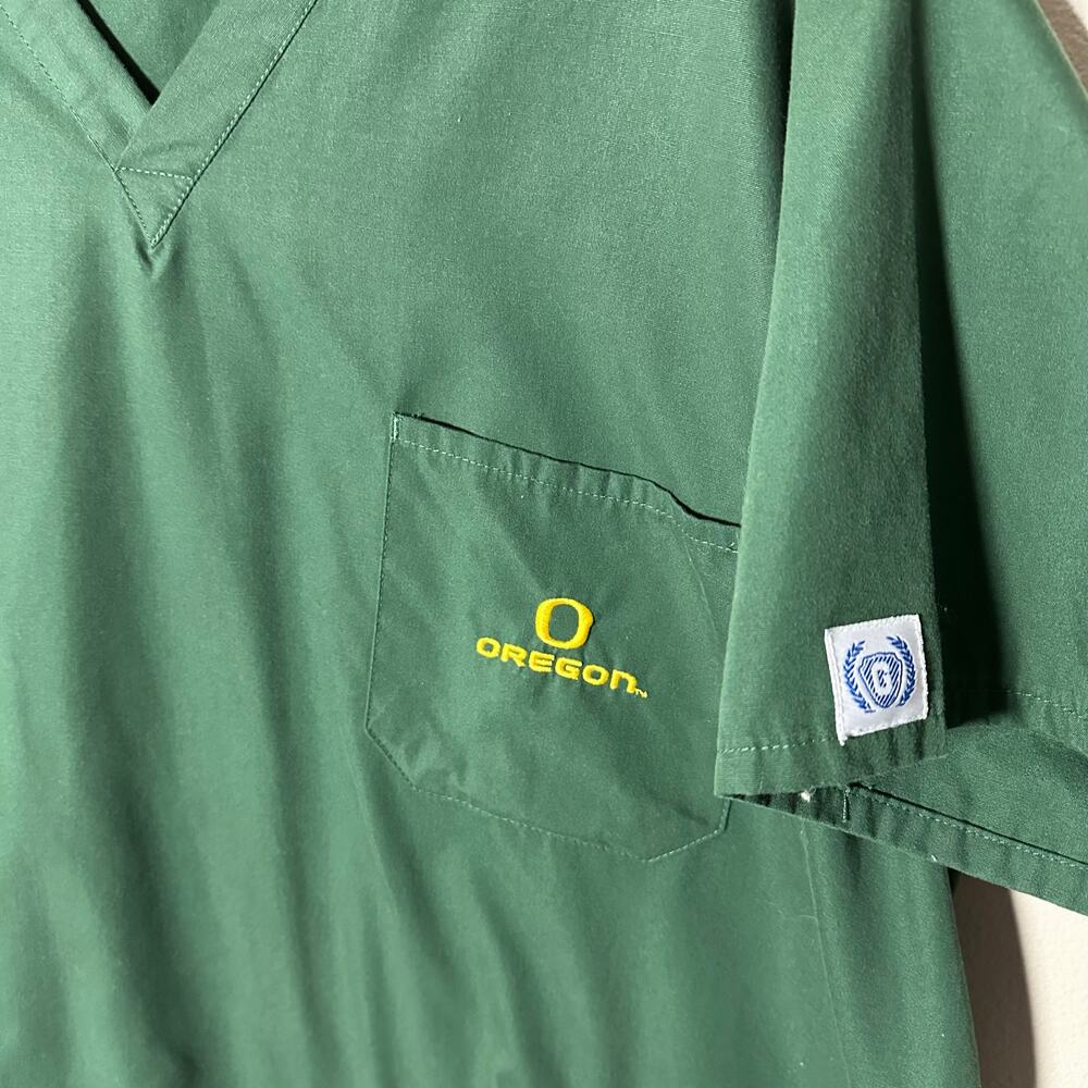 Gelscrubs University of Oregon Scrub Top 2XL Green Yellow V-Neck